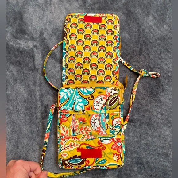 Vera Bradley Yellow Floral Small Purse With Shoulder Strap. Gently Used - Picture 7 of 8